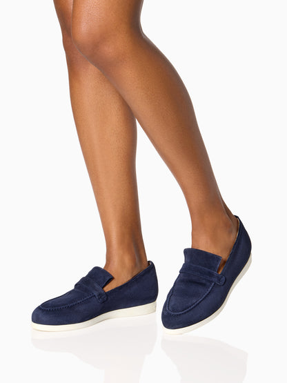 Alysia Sneaker in Navy Crosta