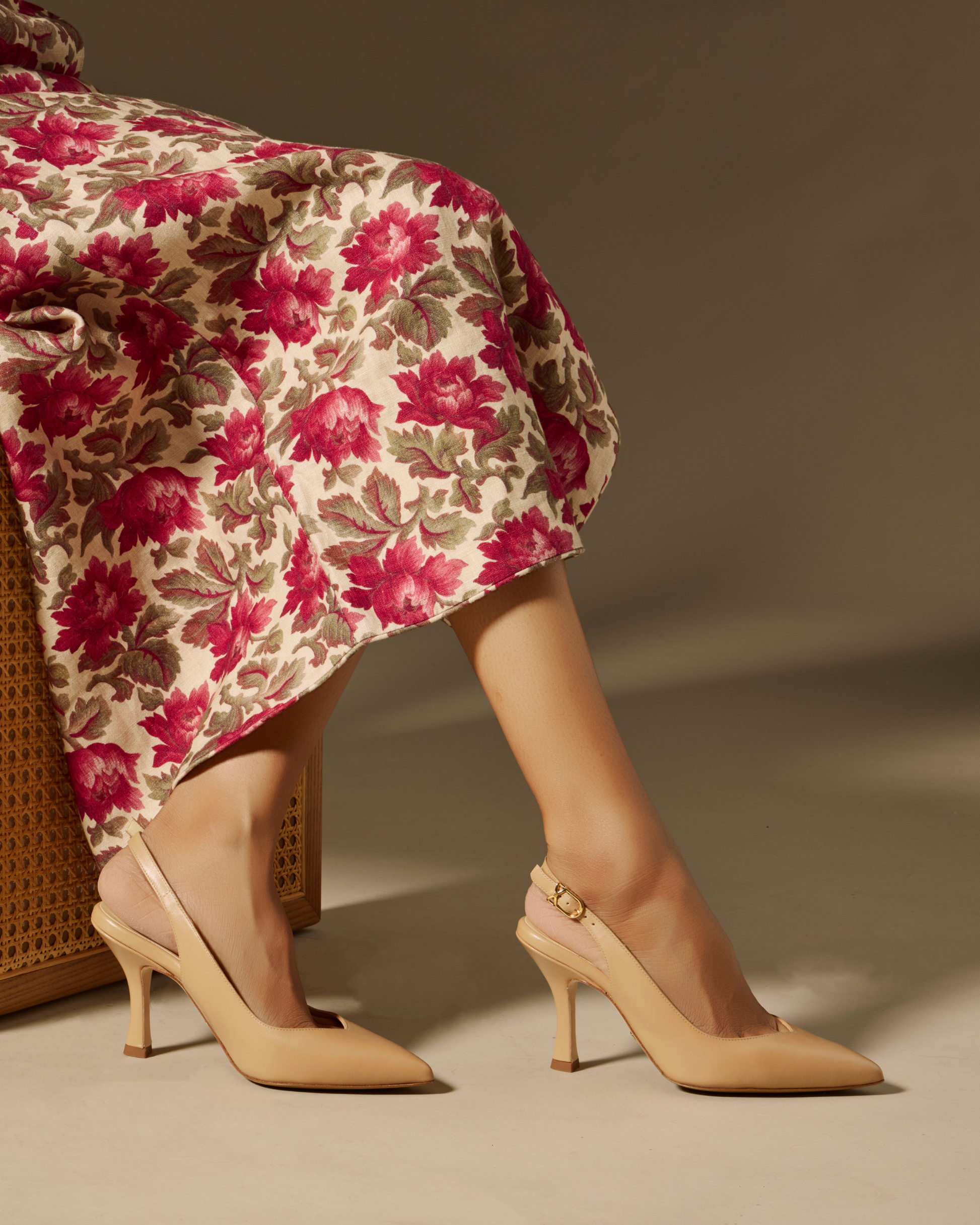 Perfect Sling 85 in Sand Calf